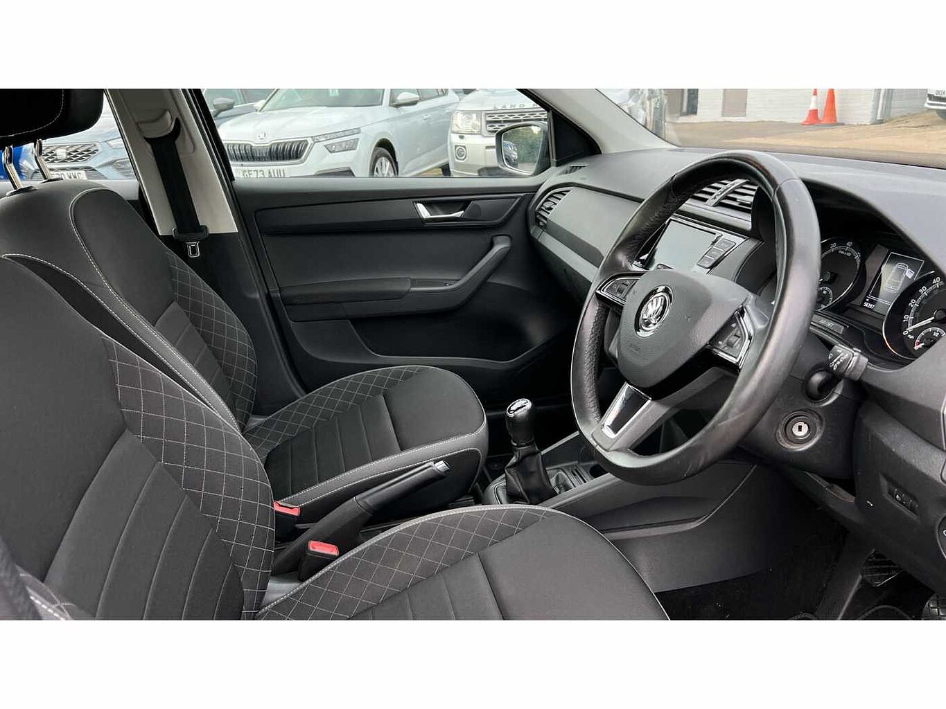 SKODA FABIA ŠKODA  Hatchback 1.0 TSI SE 5dr