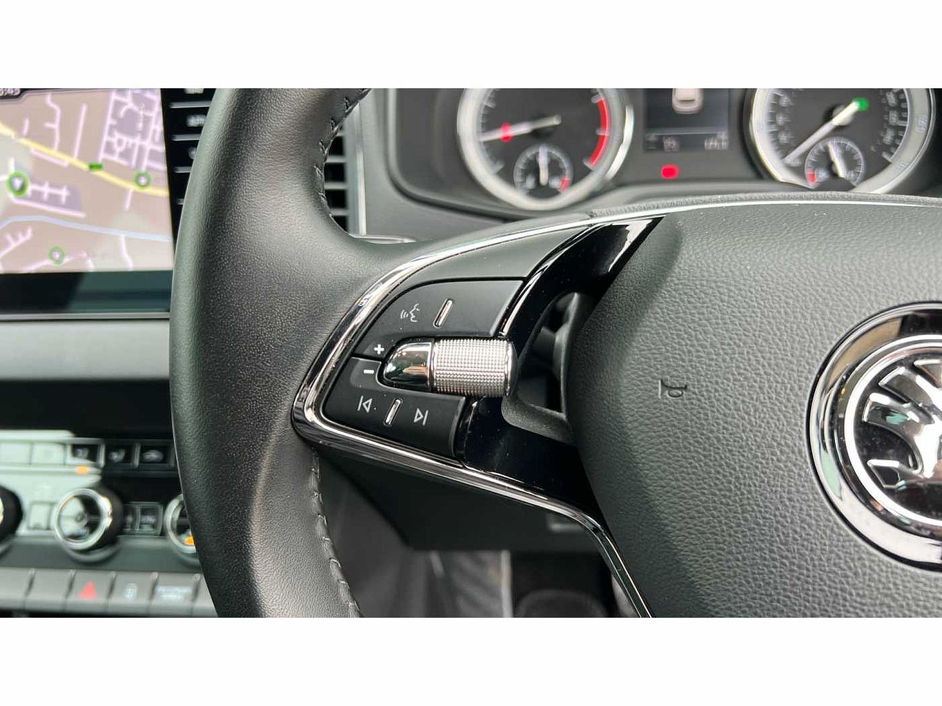 SKODA Karoq SUV 1.5 TSI (150ps) SE Drive ACT DSG