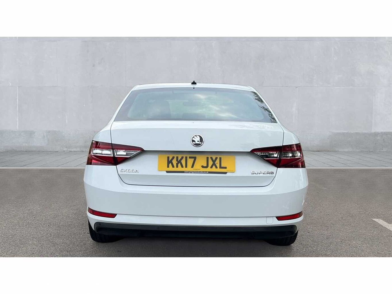 SKODA Superb 2.0 TDI SCR (190PS) SEL Executive DSG H/B