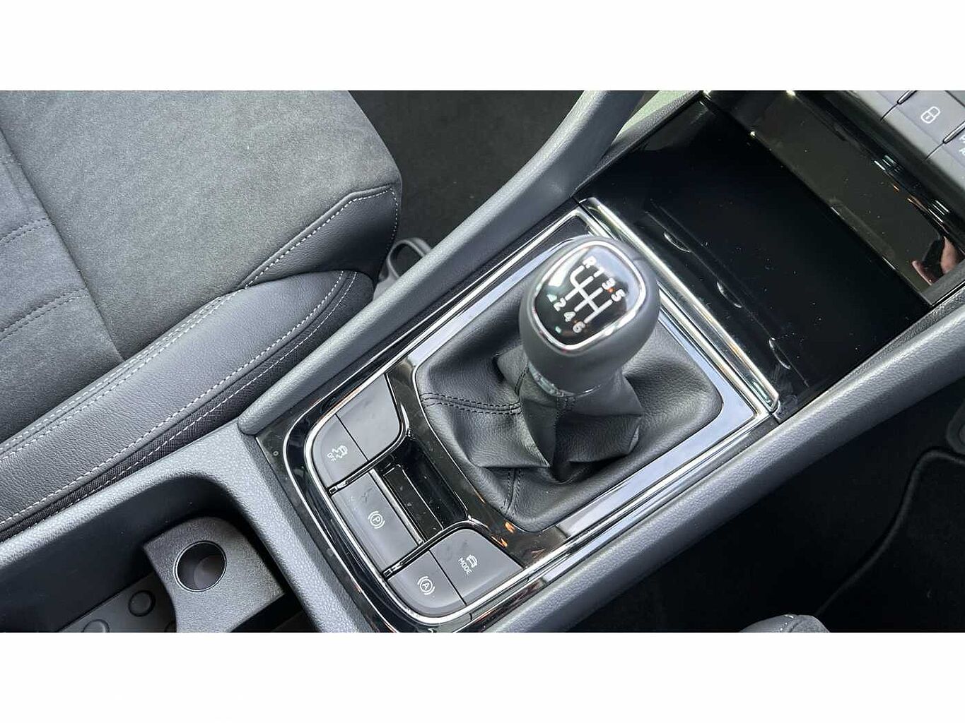 SKODA KAROQ ŠKODA Kamiq Hatchback 1.0 TSI SE L 5dr DSG