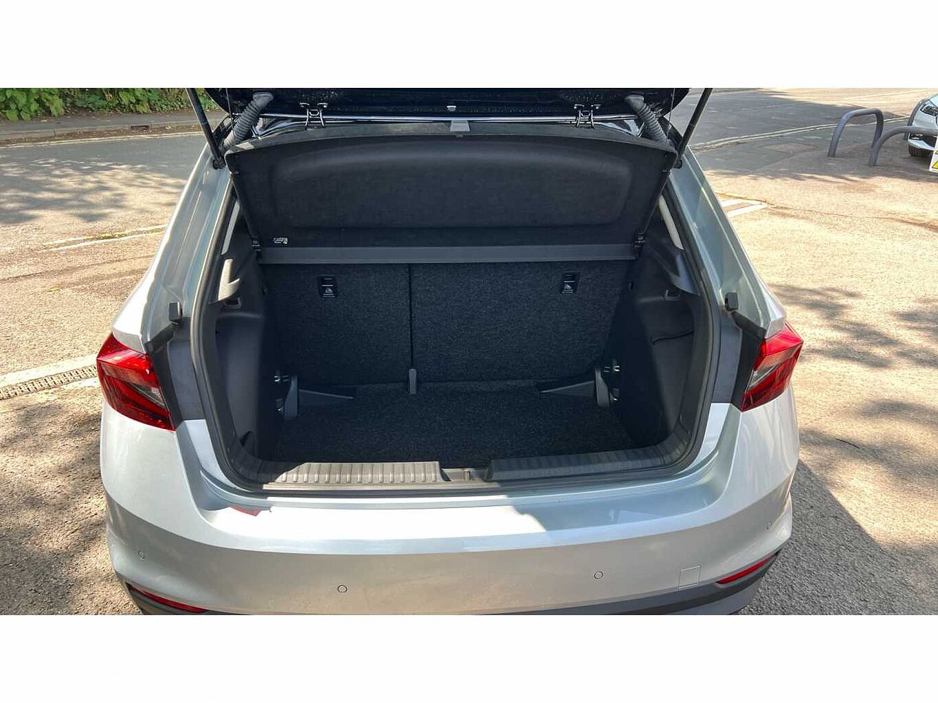 SKODA FABIA 1.0 MPI 80 Colour Edition 5dr