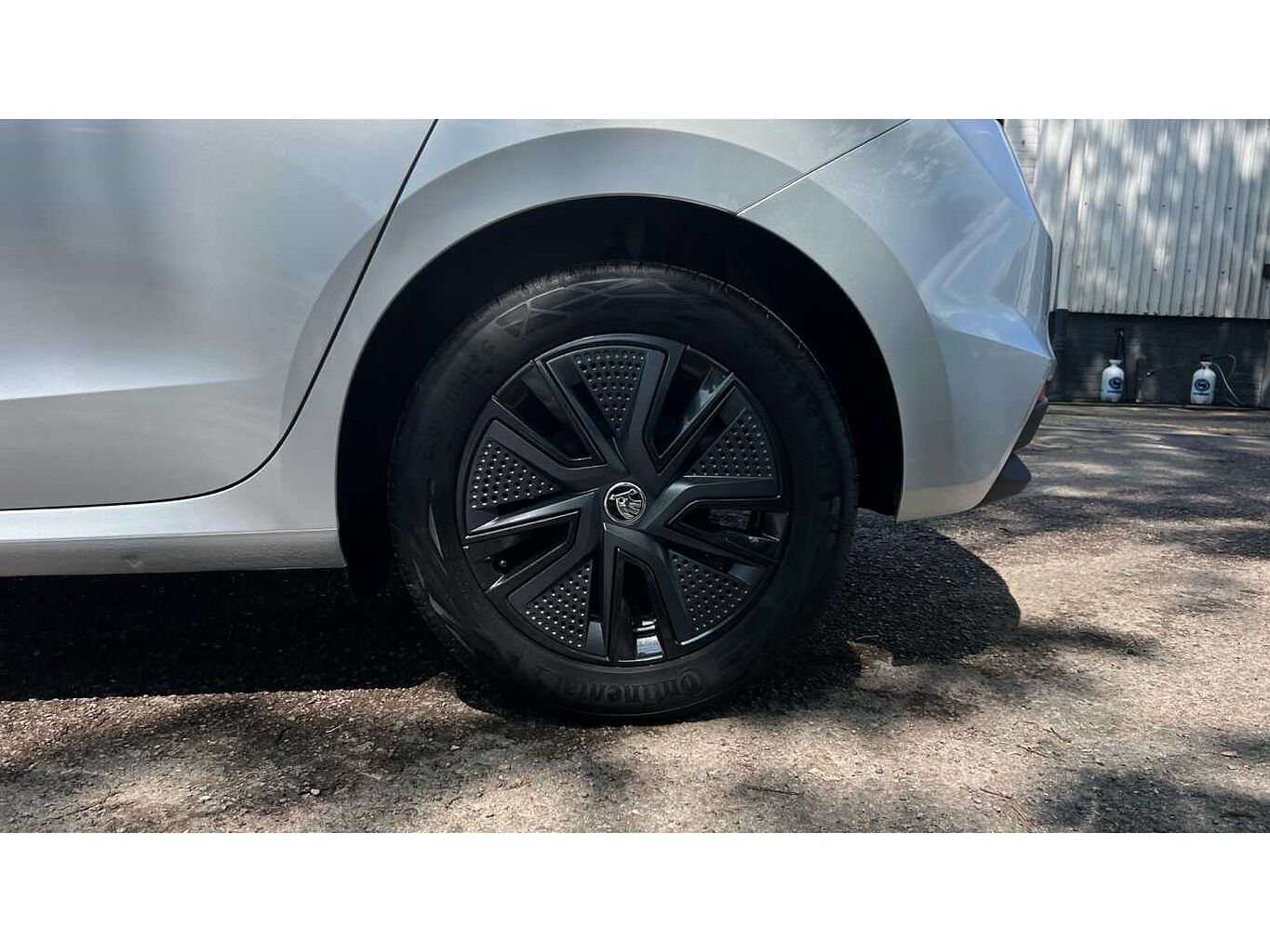 SKODA FABIA 1.0 MPI 80 Colour Edition 5dr
