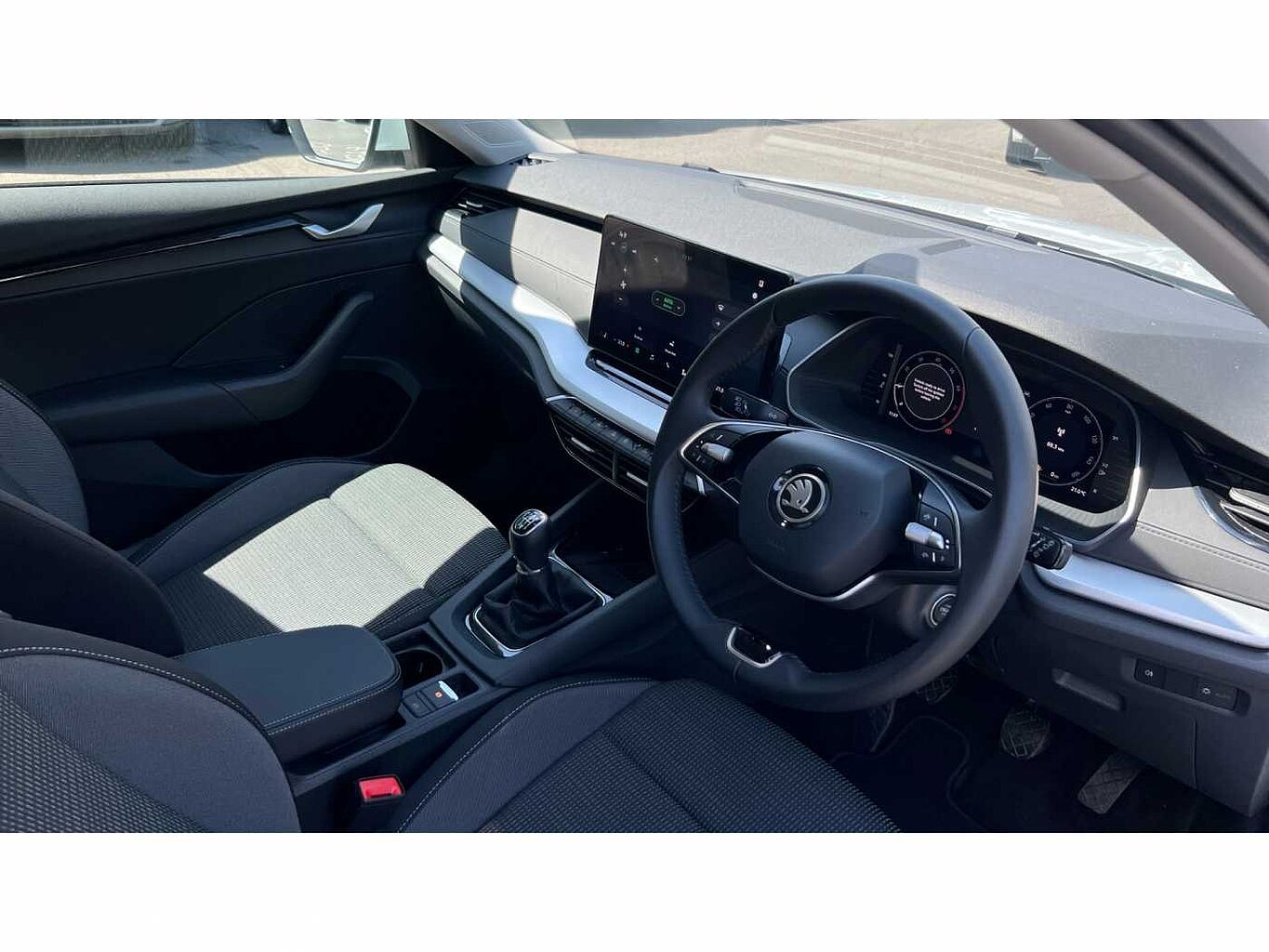 SKODA OCTAVIA 1.5 TSI SE Technology 5dr