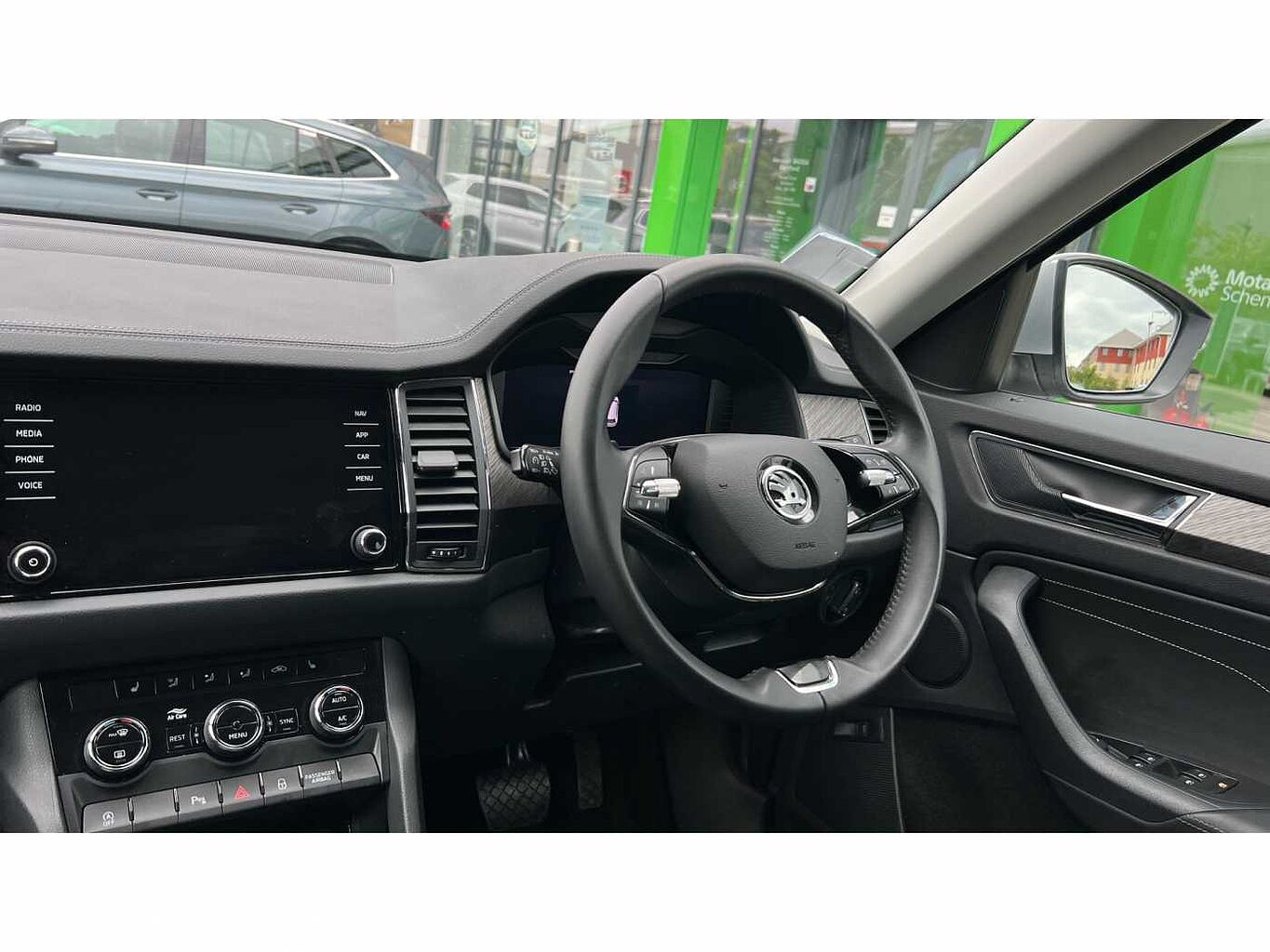 SKODA KODIAQ 1.5 TSI SE L Executive 5dr DSG [7 Seat]