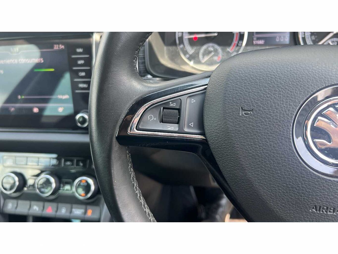 SKODA Kodiaq 2.0TDI (150ps) 4X4 SE L (7 seats) SCR SUV