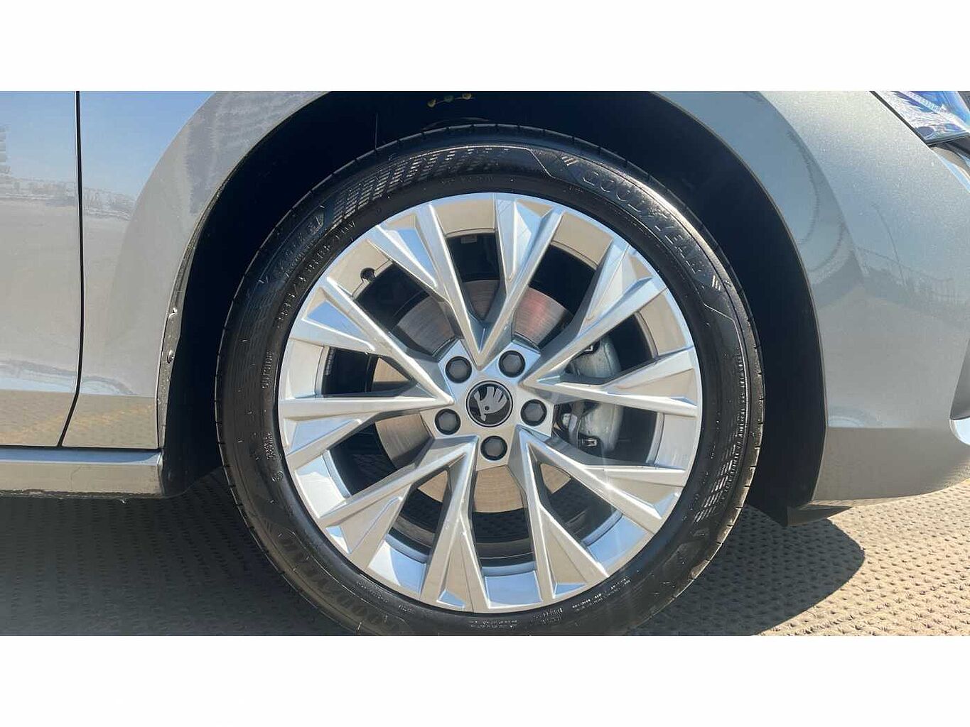 SKODA SUPERB Estate SE L 1.5 TSI e-TEC 150 PS DSG