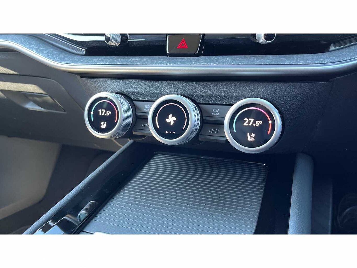 SKODA SUPERB Estate SE L 1.5 TSI e-TEC 150 PS DSG