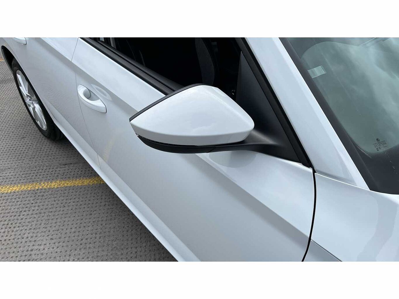 SKODA KAMIQ 1.0 TSI SE 5dr DSG