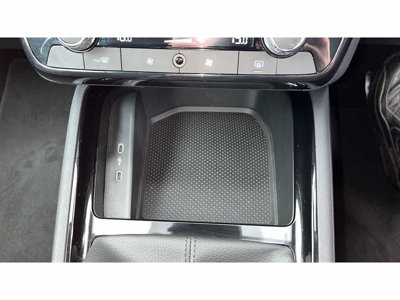 SKODA KAMIQ 1.0 TSI SE 5dr DSG