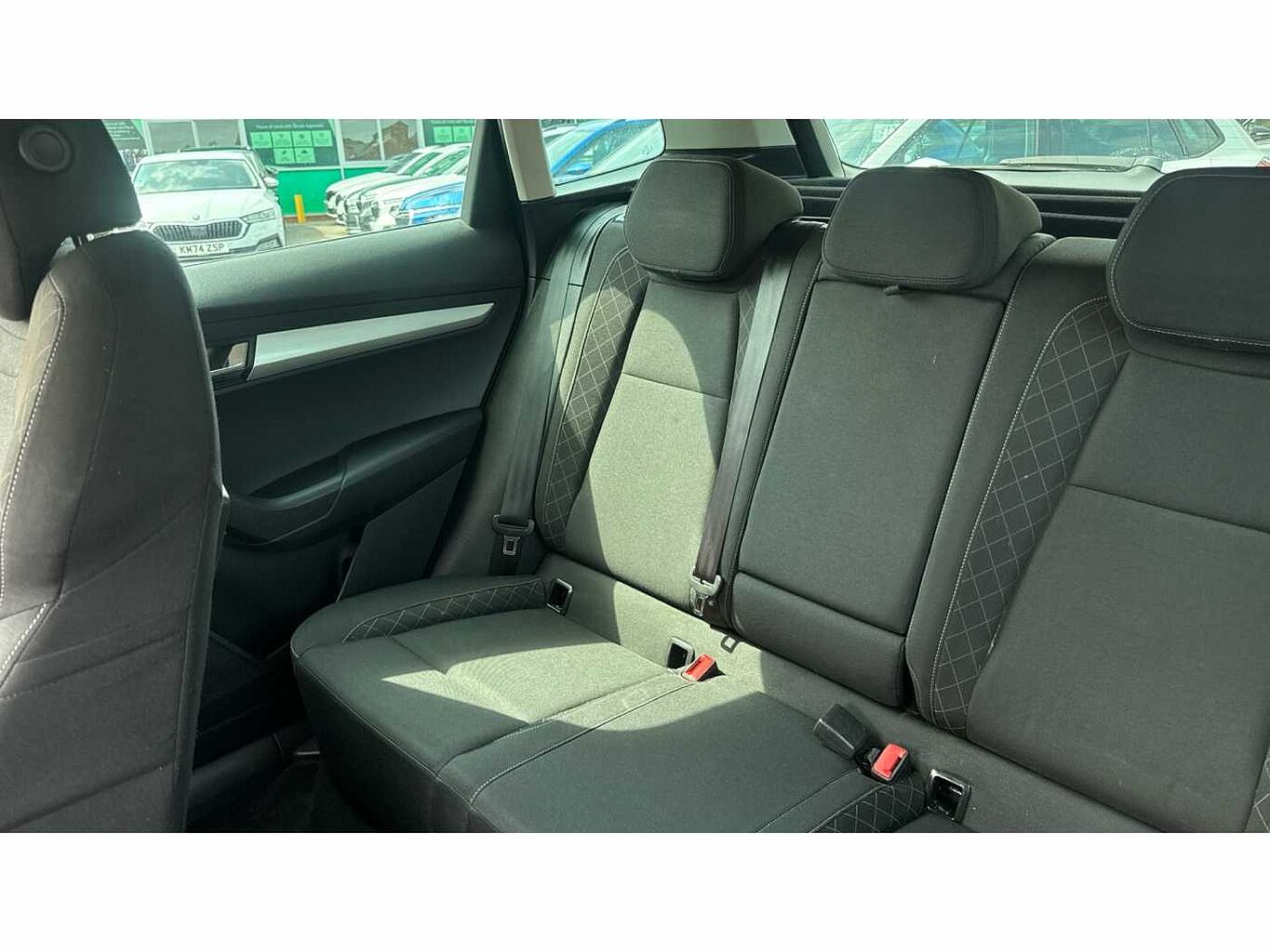 SKODA Karoq SUV 1.6TDI (115ps) SE Technology SCR DSG