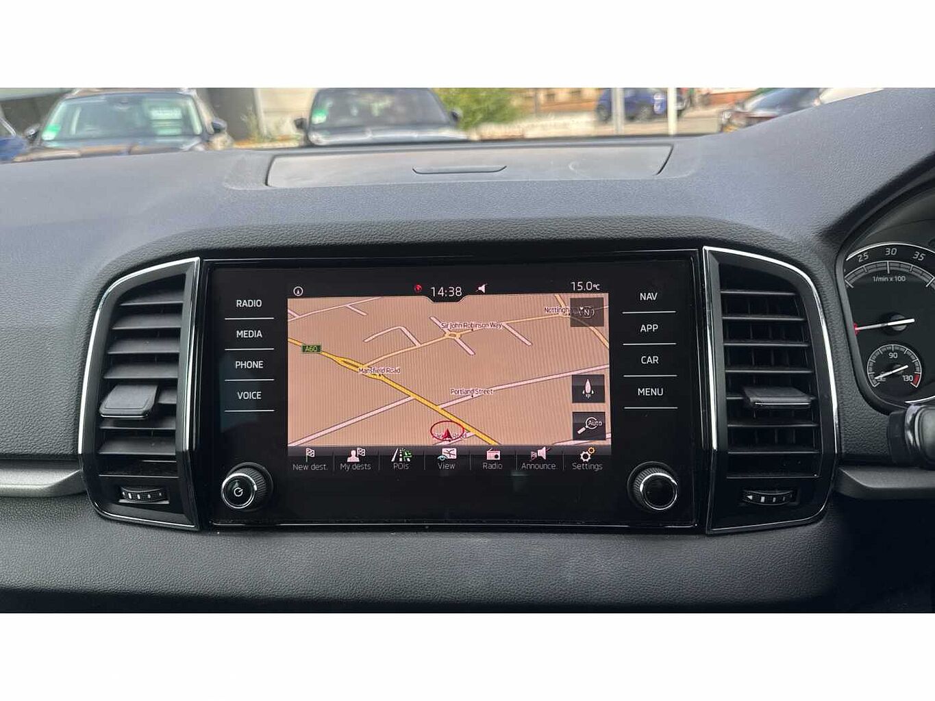 SKODA Karoq SUV 1.6TDI (115ps) SE Technology SCR DSG