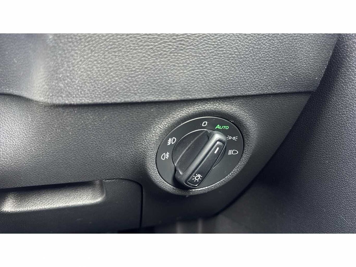 SKODA Karoq SUV 1.6TDI (115ps) SE Technology SCR DSG