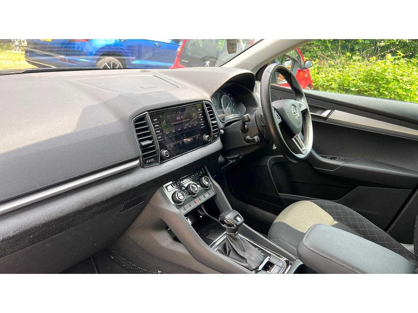 SKODA Karoq SUV 1.0 TSI (115ps) SE DSG
