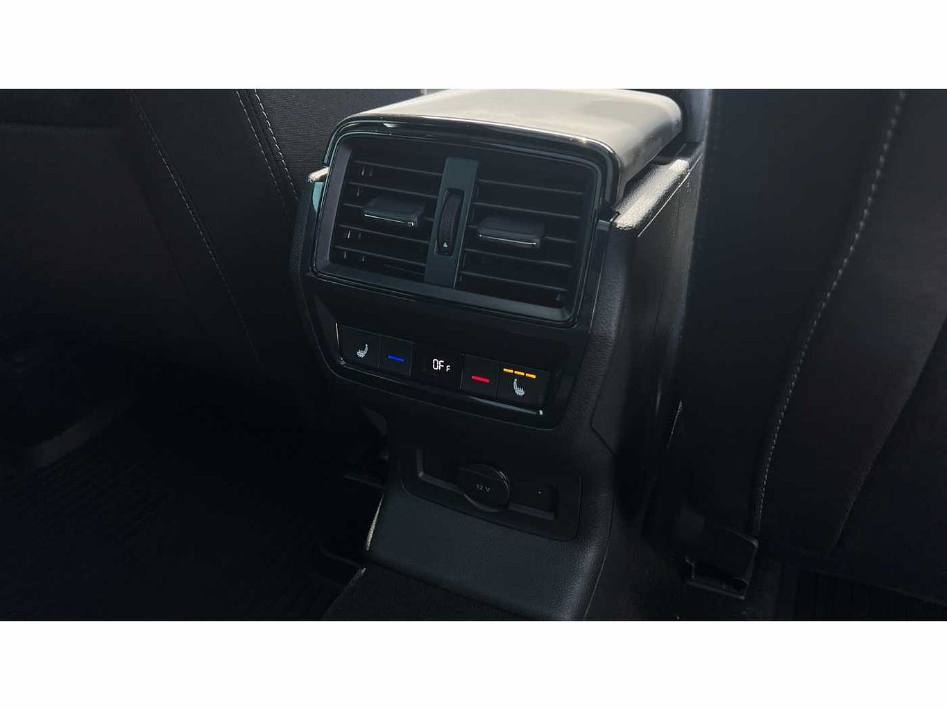 SKODA Karoq SUV 2.0 TSI (190ps) 4X4 SportLine DSG