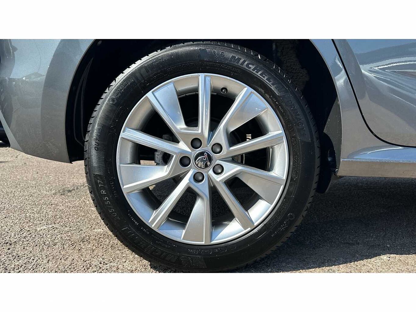 SKODA Kamiq 1.0 TSI (109ps) SE Drive DSG SUV