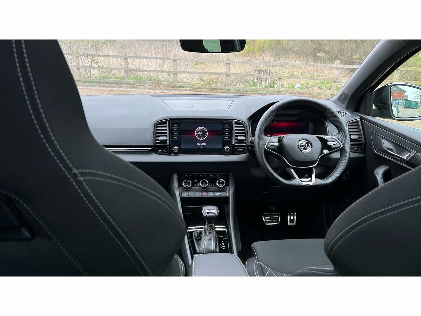 SKODA Karoq SUV 2.0 TSI (190ps) 4X4 SportLine DSG