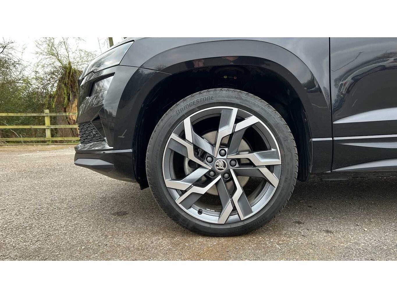 SKODA Karoq SUV 2.0 TSI (190ps) 4X4 SportLine DSG