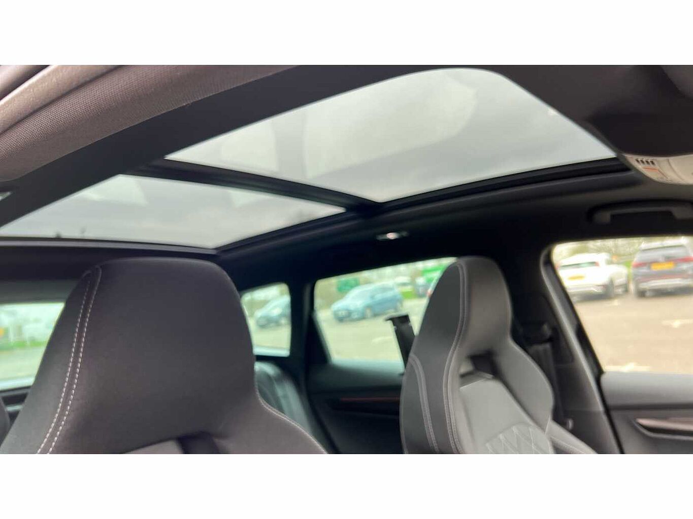 SKODA Karoq SUV 2.0 TSI (190ps) 4X4 SportLine DSG