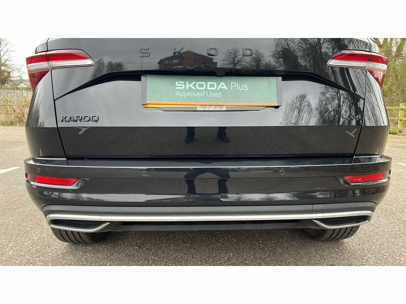 SKODA Karoq SUV 2.0 TSI (190ps) 4X4 SportLine DSG