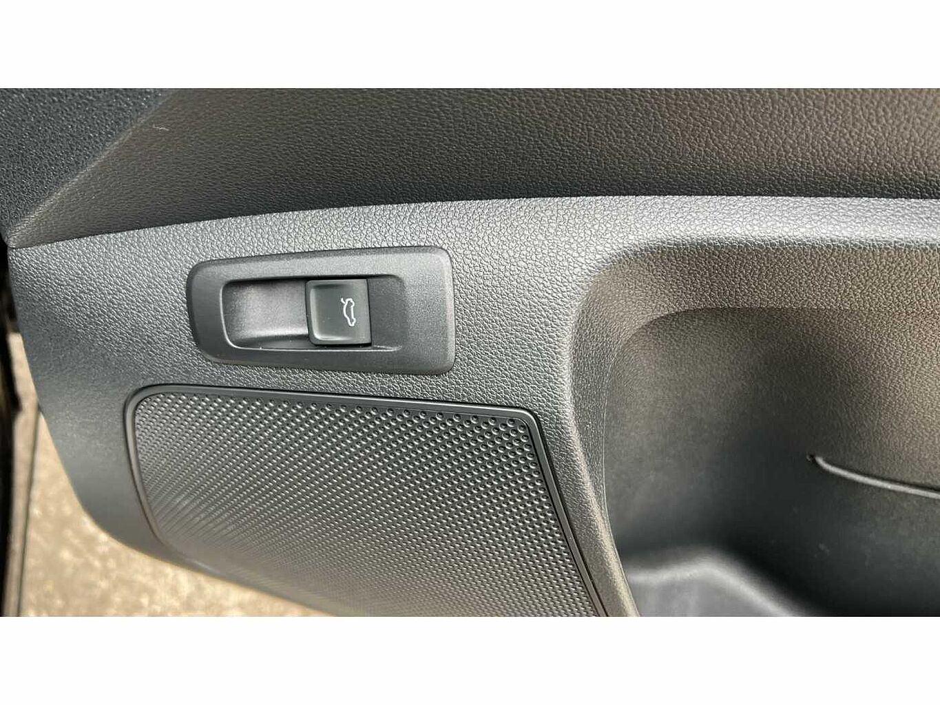 SKODA Karoq SUV 2.0 TSI (190ps) 4X4 SportLine DSG