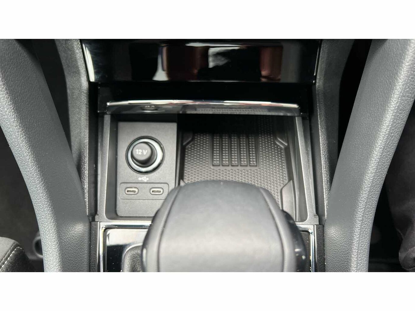 SKODA Karoq SUV 2.0 TSI (190ps) 4X4 SportLine DSG