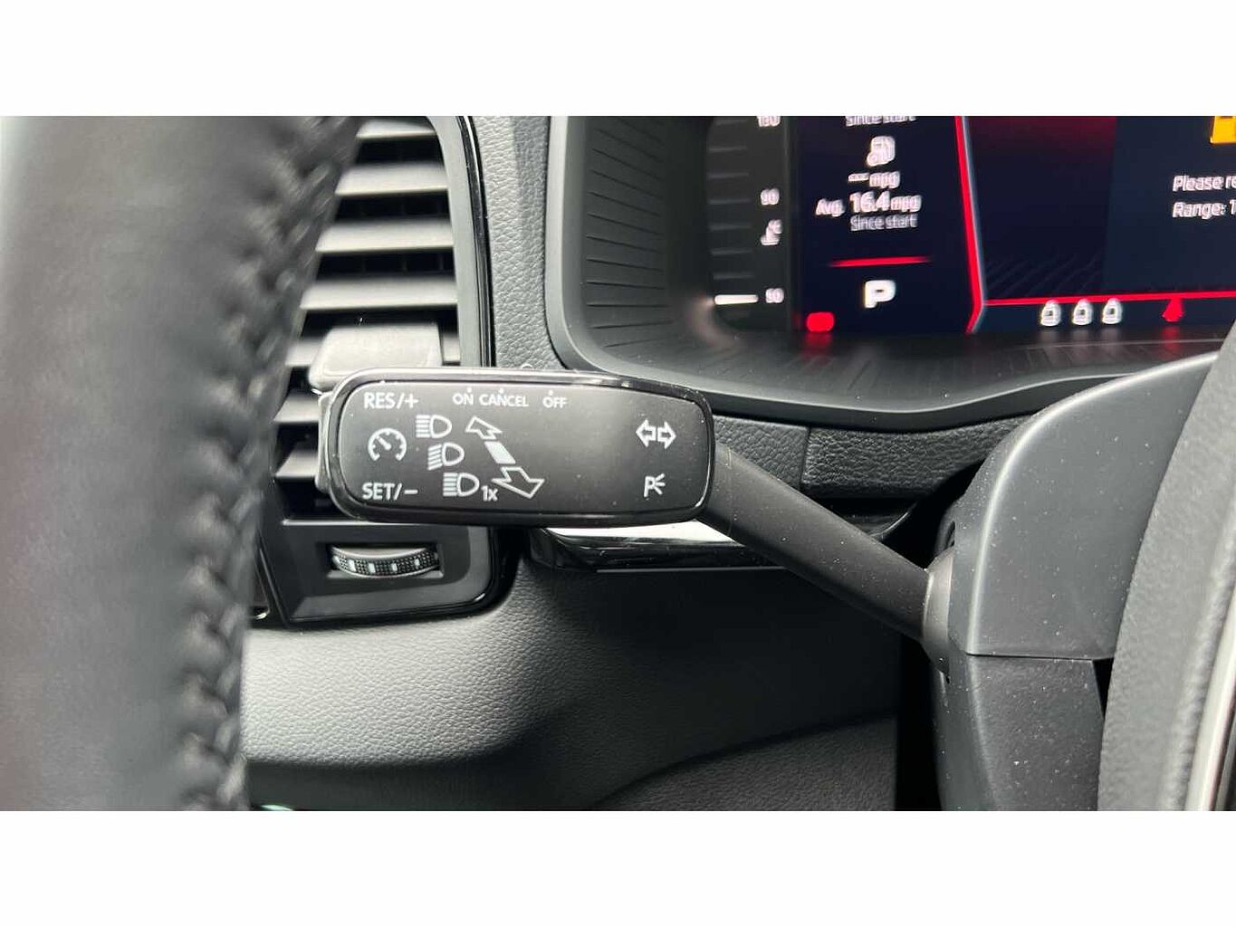 SKODA Karoq SUV 2.0 TSI (190ps) 4X4 SportLine DSG