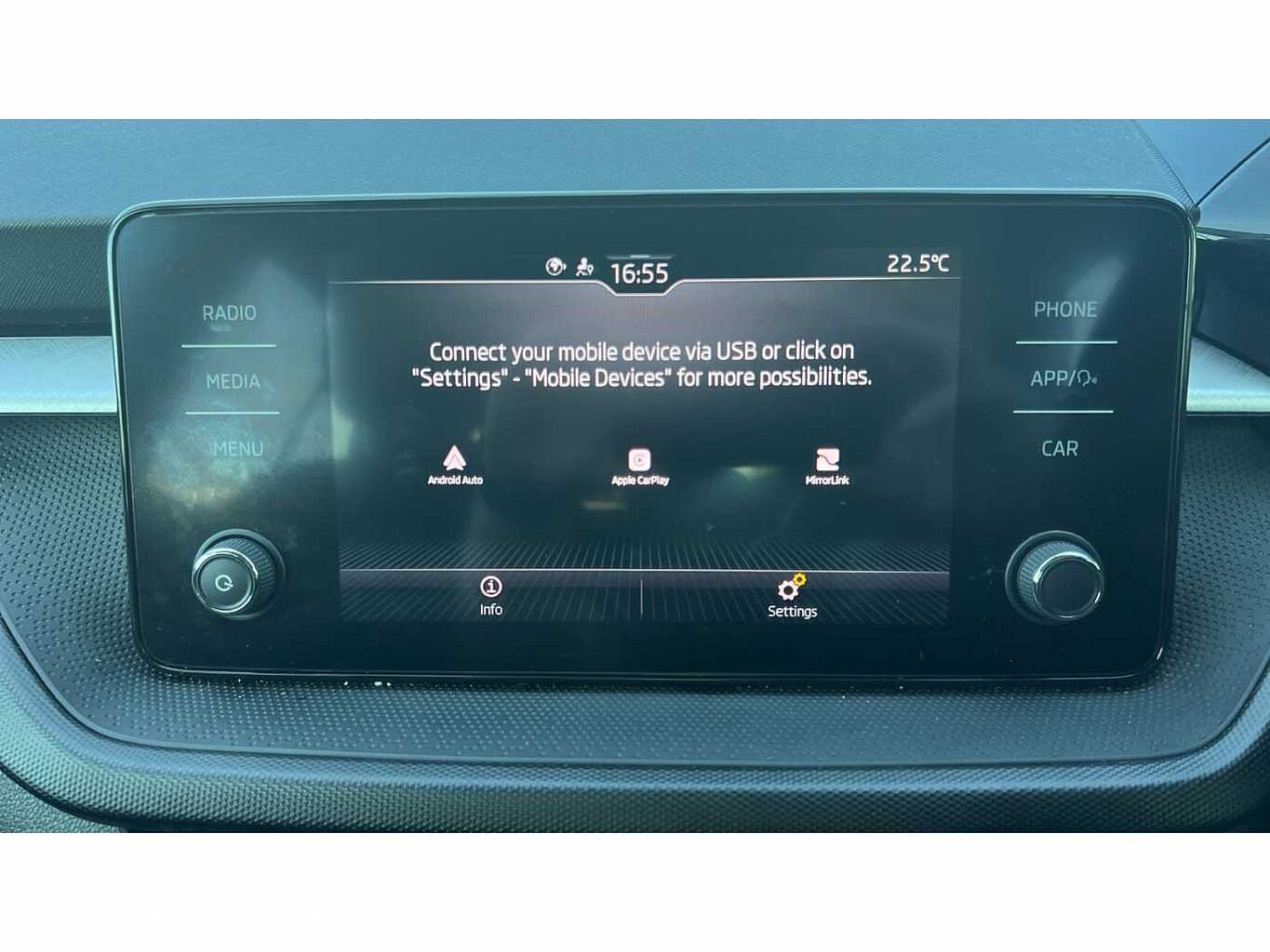 SKODA FABIA 1.0 TSI 110 Colour Edition 5dr