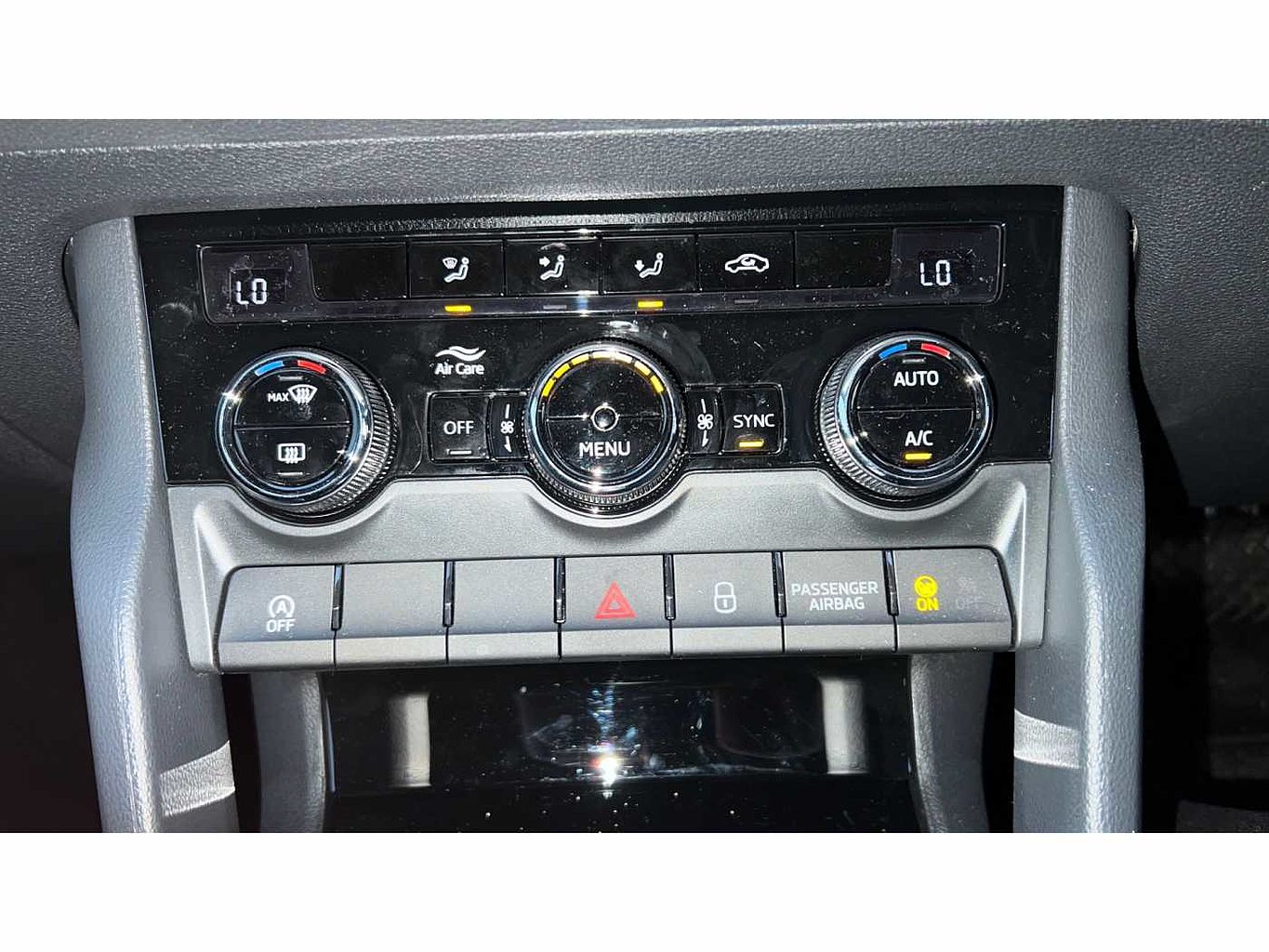 SKODA Karoq SUV 2.0TDI (116ps) SE Drive SCR DSG